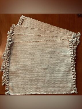 Handwoven Cream Fringe Placemats – Set of 4